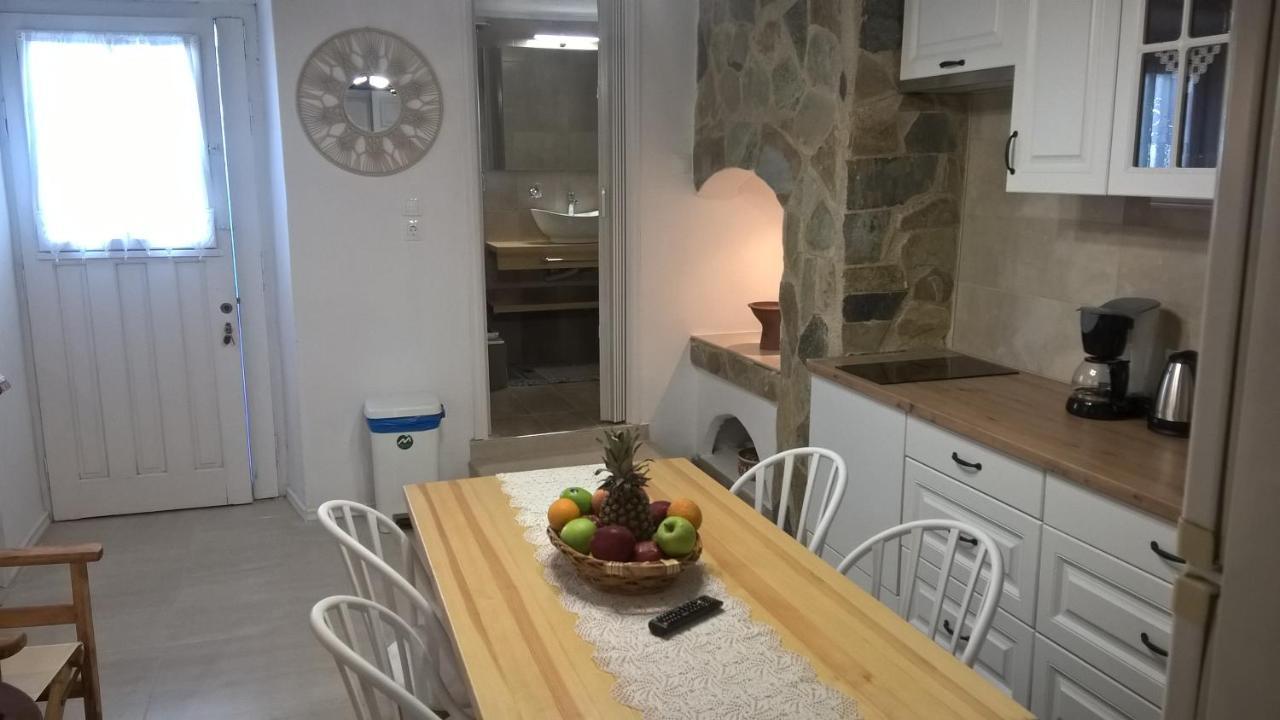 Apartment Eleni's Traditional House Triovasalos